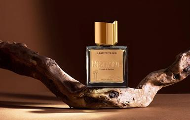 هارڤي نيكلز – دبي يكشف عن تجربة استثنائية لعالم العطور الراقية